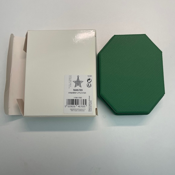 NEW in box Swarovski Little Star Christmas ORNAMENT 5646769 Clear Genuine - Picture 6 of 8